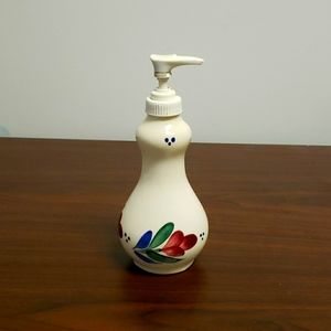 Soap dispenser - Flower design